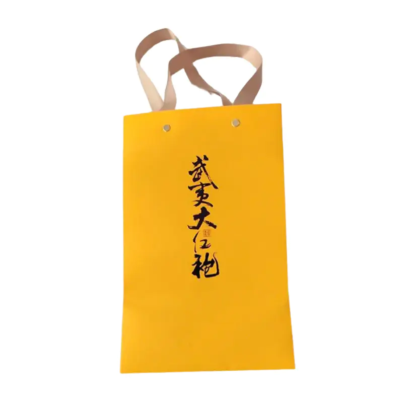 Sac en papier de boucle de boucle à ongles